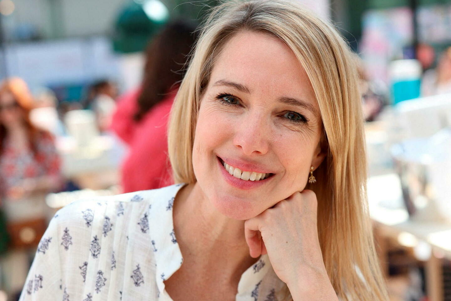 De la télé au polar… La face cachée de la lumineuse Sidonie Bonnec